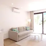 Luxury Apartment In Puerto Banus Free Parking, 100M To Beach & Marina