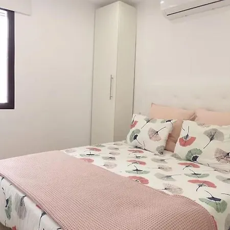 Caprichoso En El Corazon De Puerto Banus *