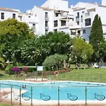 Luxury In Puerto Banus Free Parking, 100m To & Marina Apartment