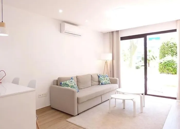 Luxury Apartment In Puerto Banus Free Parking, 100M To Beach & Marina