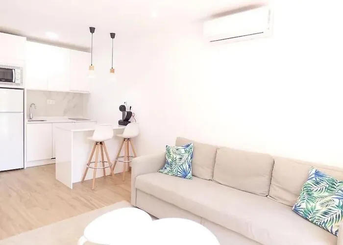 Luxury Apartment In Puerto Banus Free Parking, 100M To Beach & Marina アパート *