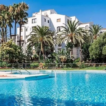 Luxury In Puerto Banus Free Parking, 100m To & Marina Lägenhet