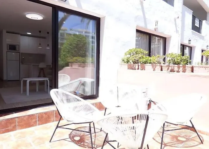 Luxury Apartment In Puerto Banus Free Parking, 100M To Beach & Marina Apartment